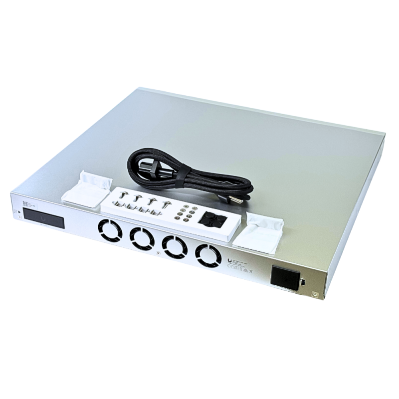 Switch 48 Portas Gerenciável PoE USW-PRO-MAX-48-POE Ubiquiti Switch 48 Portas Gerenciável PoE USW-PRO-MAX-48-POE Ubiquiti